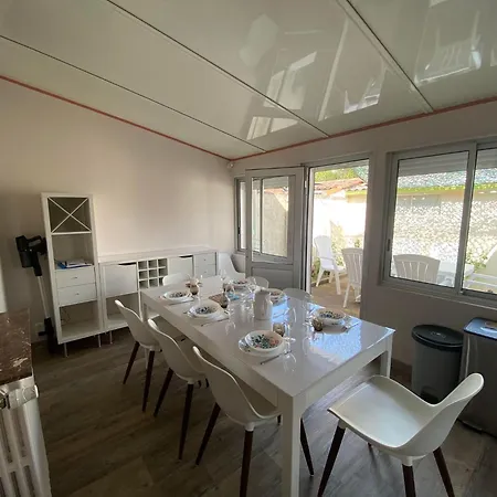 Semesterbostad Les Magnolias